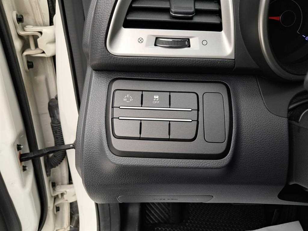 Ssangyong Tivoli 2016 Blanco - Importación desde Corea - HF Imports Iquique - Foto 13