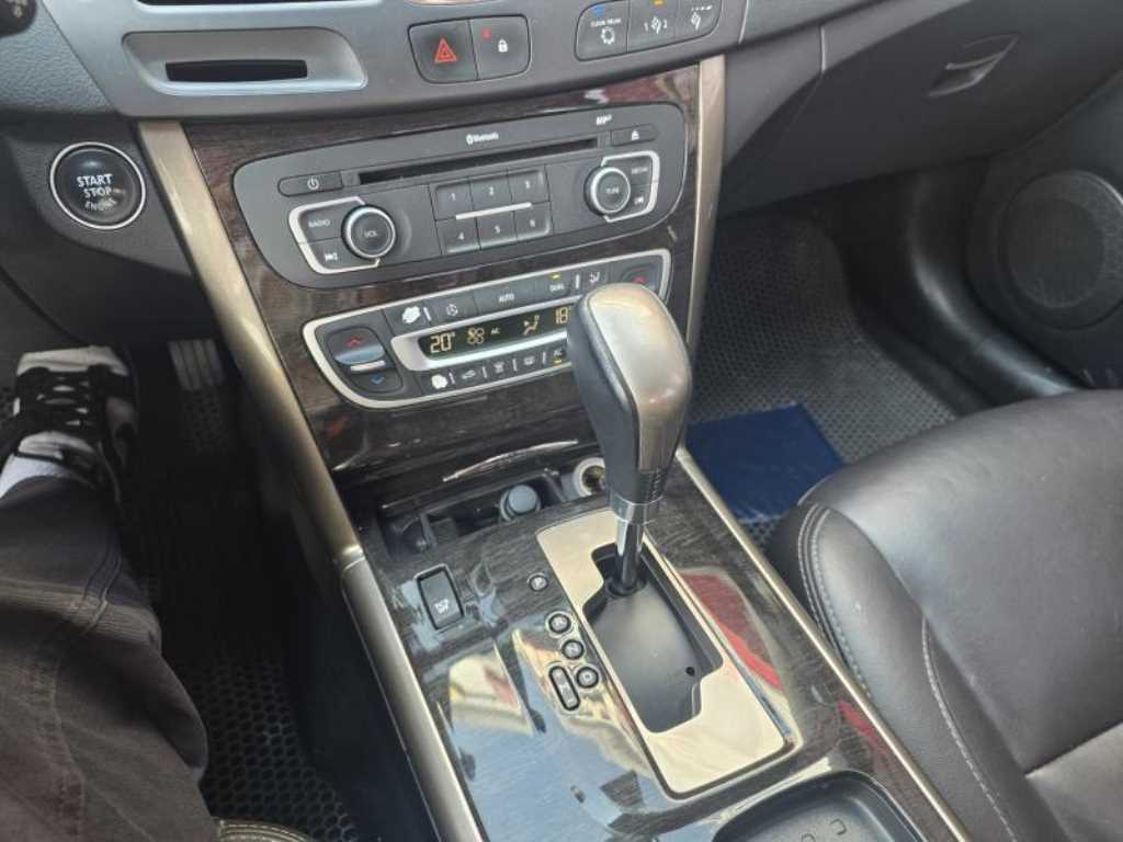 SAMSUNG SM5 - Vista 9