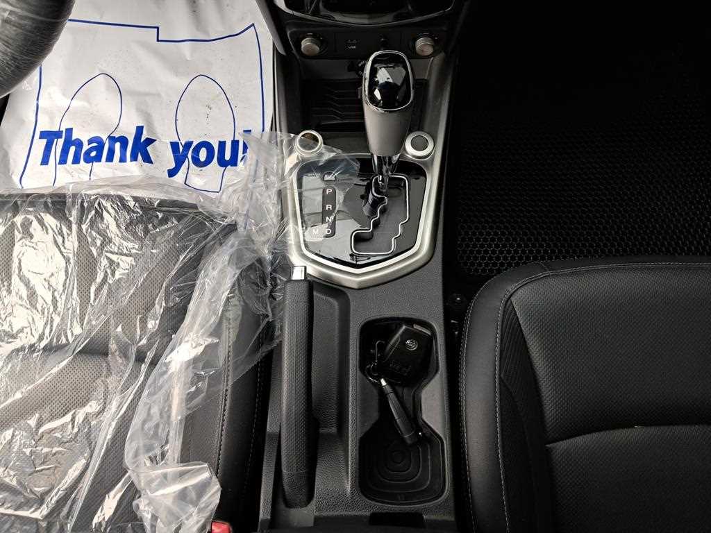 Ssangyong Tivoli 2016 Blanco - Importación desde Corea - HF Imports Iquique - Foto 14