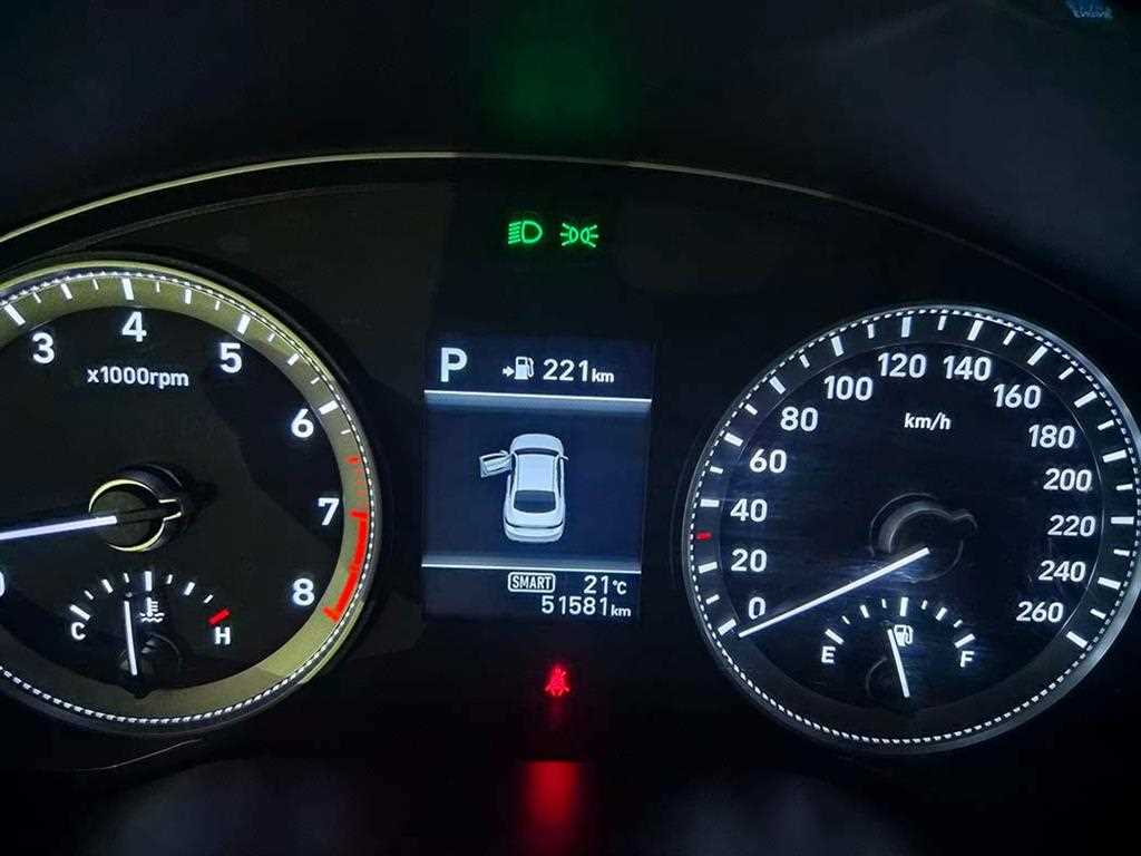HYUNDAI Grandeur - Vista 9