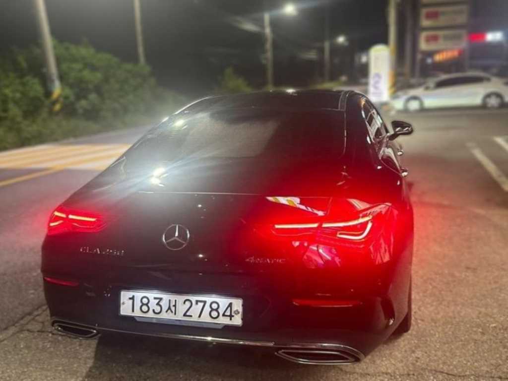 Mercedes Benz CLA Class - Vista 5