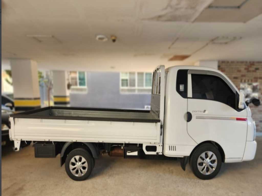 Small Truck Cargo (small) - Vista 2