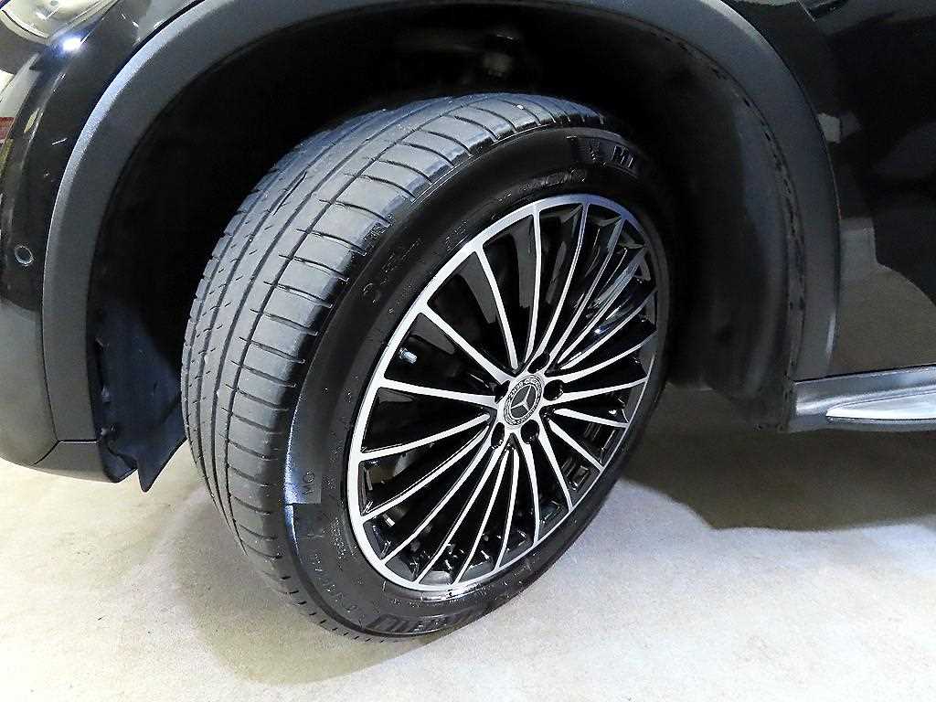 Mercedes Benz GLC Class 2023 Negro - Importación desde Corea - HF Imports Iquique - Foto 20