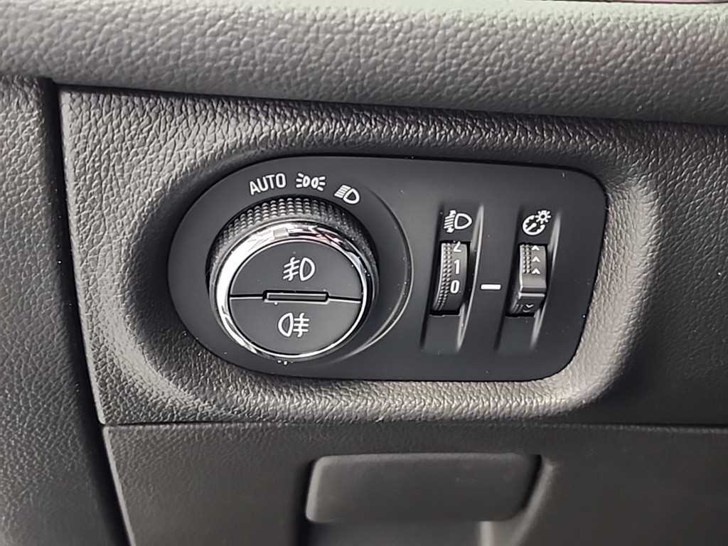 Chevrolet Cruise 2017 Blanco - Importación desde Corea - HF Imports Iquique - Foto 18