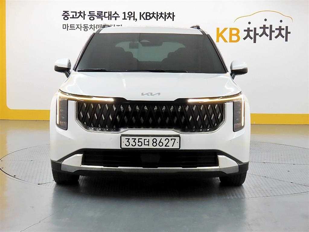 KIA Carnival 2025 Blanco - Importación desde Corea - HF Imports Iquique - Foto 1