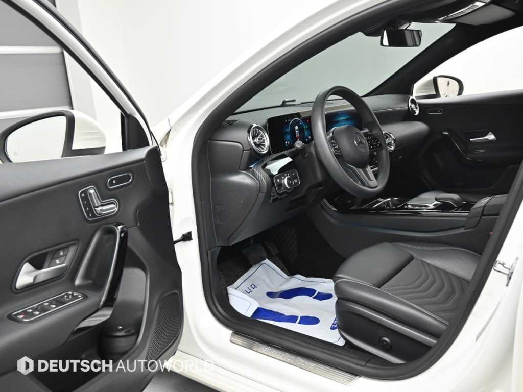 Mercedes Benz A Class - Vista 11
