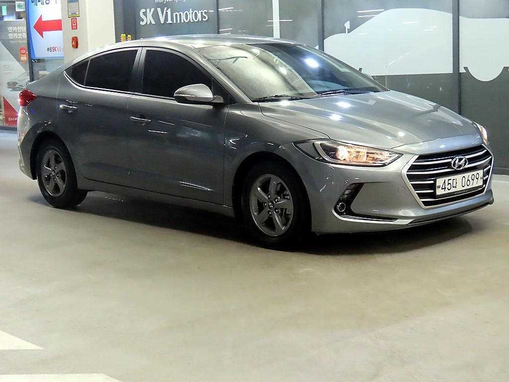 HYUNDAI Avante 2016 Gris - Importación desde Corea - HF Imports Iquique - Foto 1