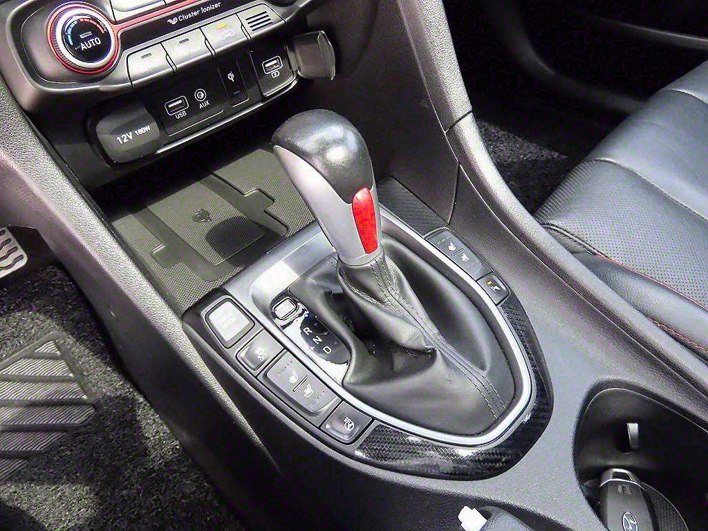 HYUNDAI Veloster - Vista 11