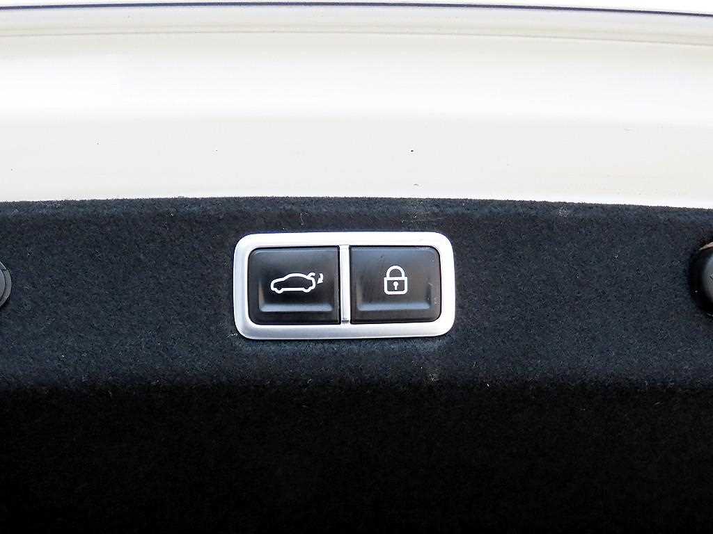 HYUNDAI Grandeur 2023 Blanco - Importación desde Corea - HF Imports Iquique - Foto 15