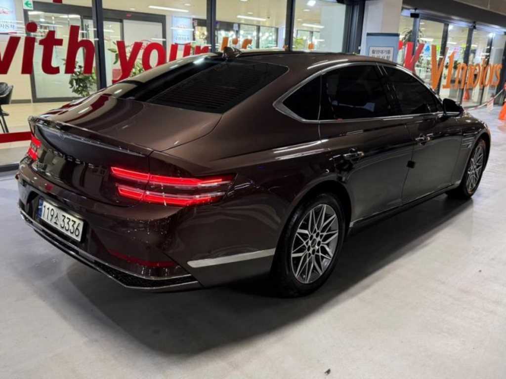 Genesis G80 - Vista 4