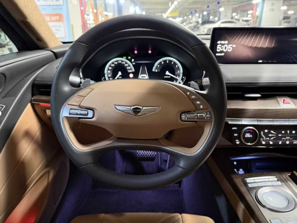 Genesis G80 - Vista 8