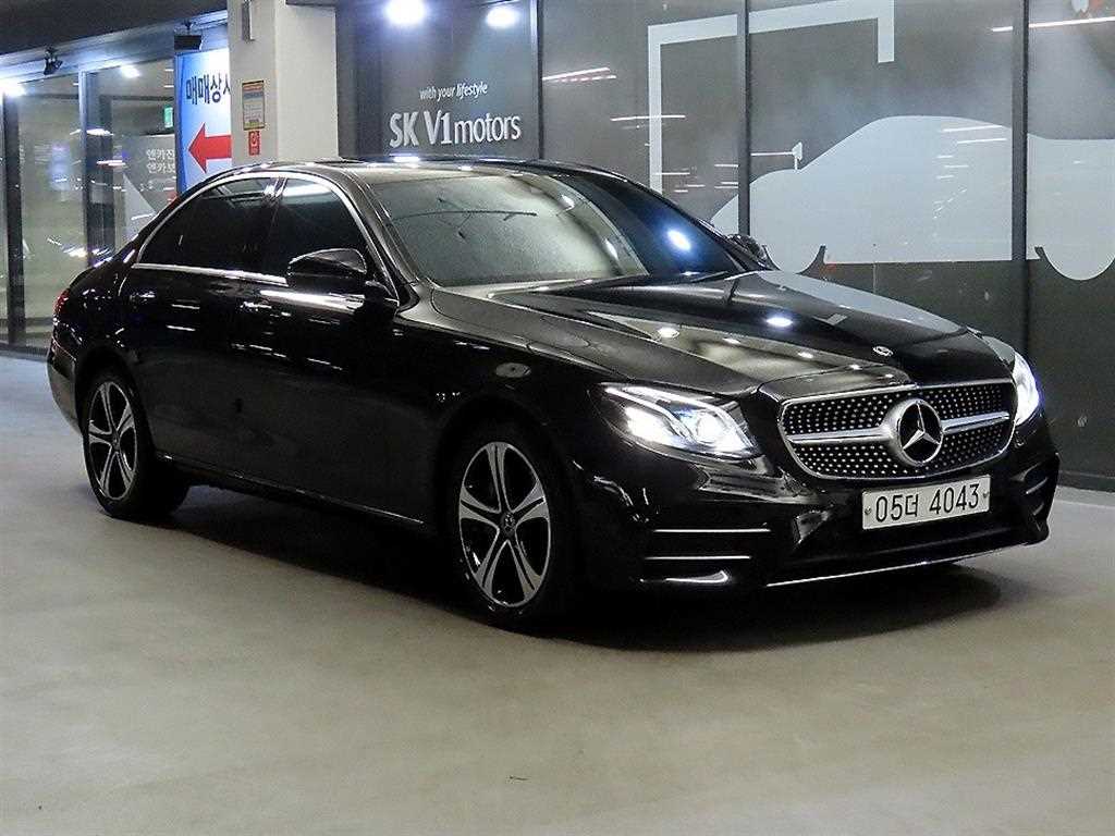 Mercedes Benz E class 2019 Negro - Importación desde Corea - HF Imports Iquique - Foto 1