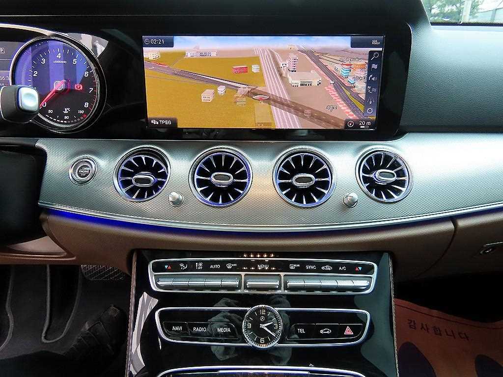 Mercedes Benz E class 2019 Negro - Importación desde Corea - HF Imports Iquique - Foto 14