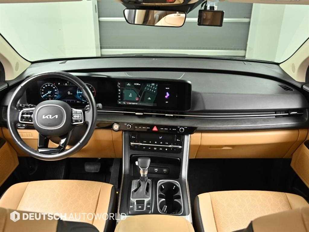 KIA Carnival - Vista 7