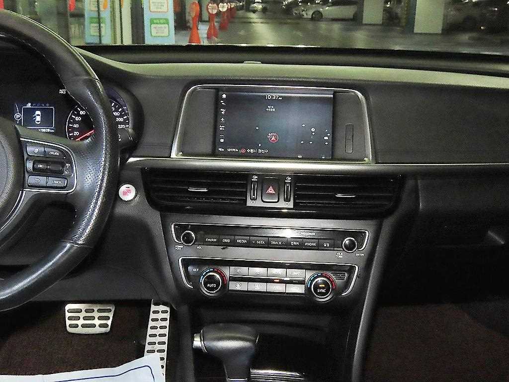 KIA K5 - Vista 11