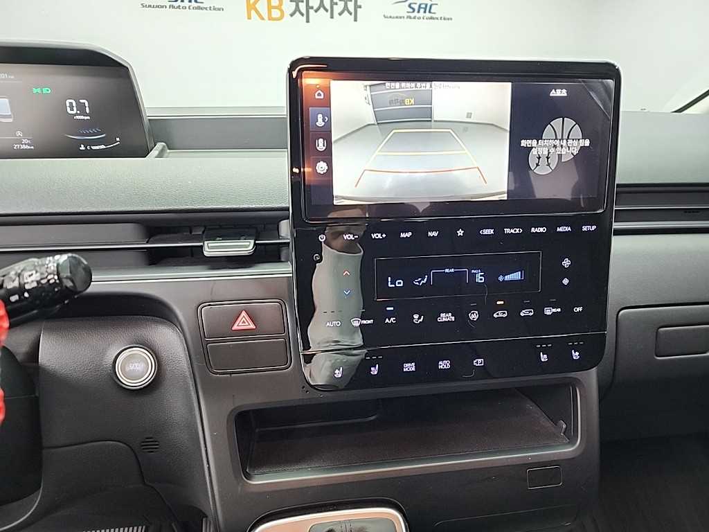 HYUNDAI Staria - Vista 10