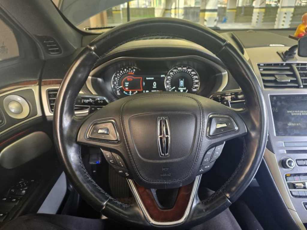 Lincoln MKZ - Vista 4