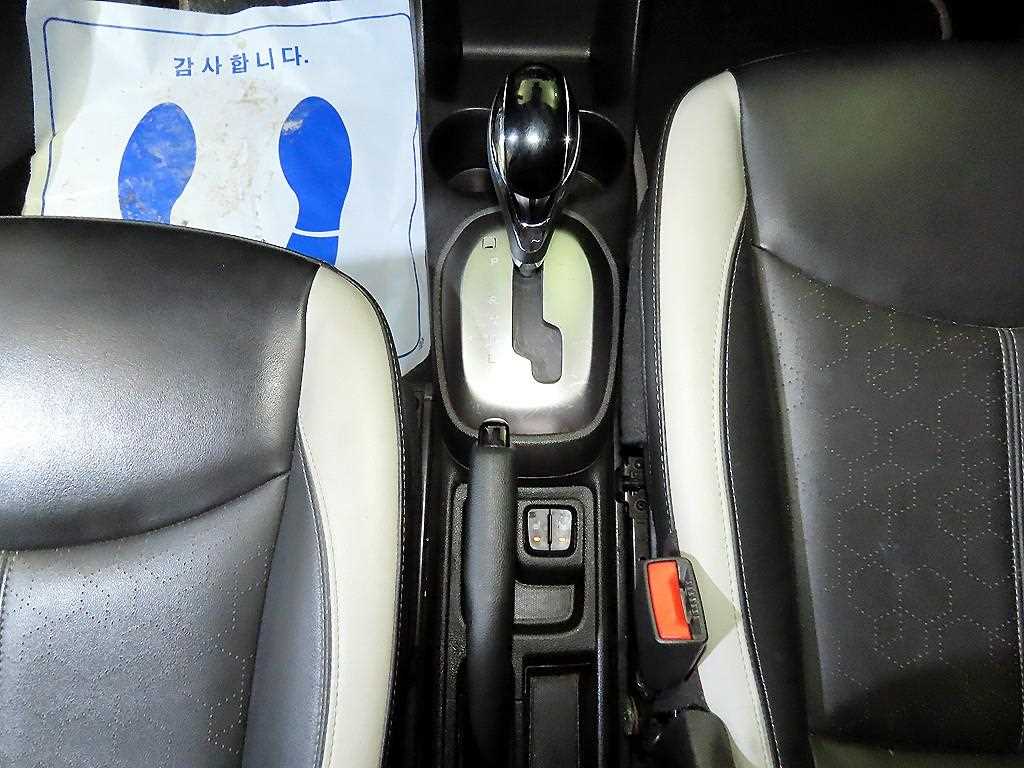 Chevrolet Spark 2016 Negro - Importación desde Corea - HF Imports Iquique - Foto 14