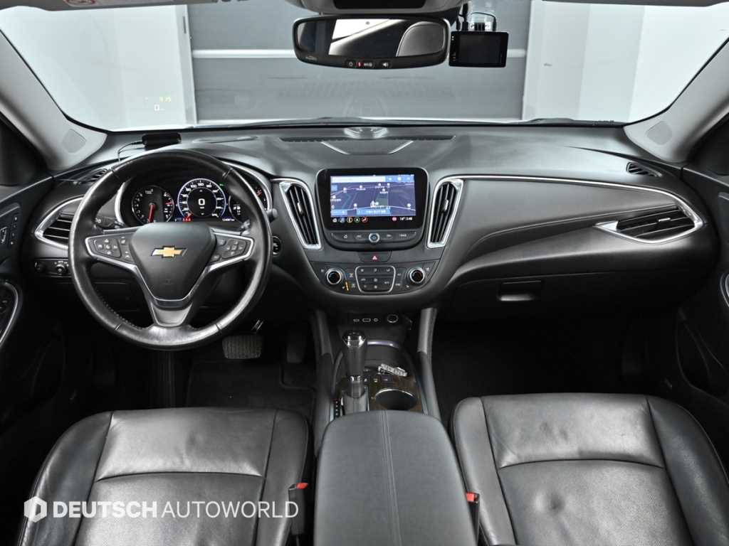 Chevrolet Malibu - Vista 7