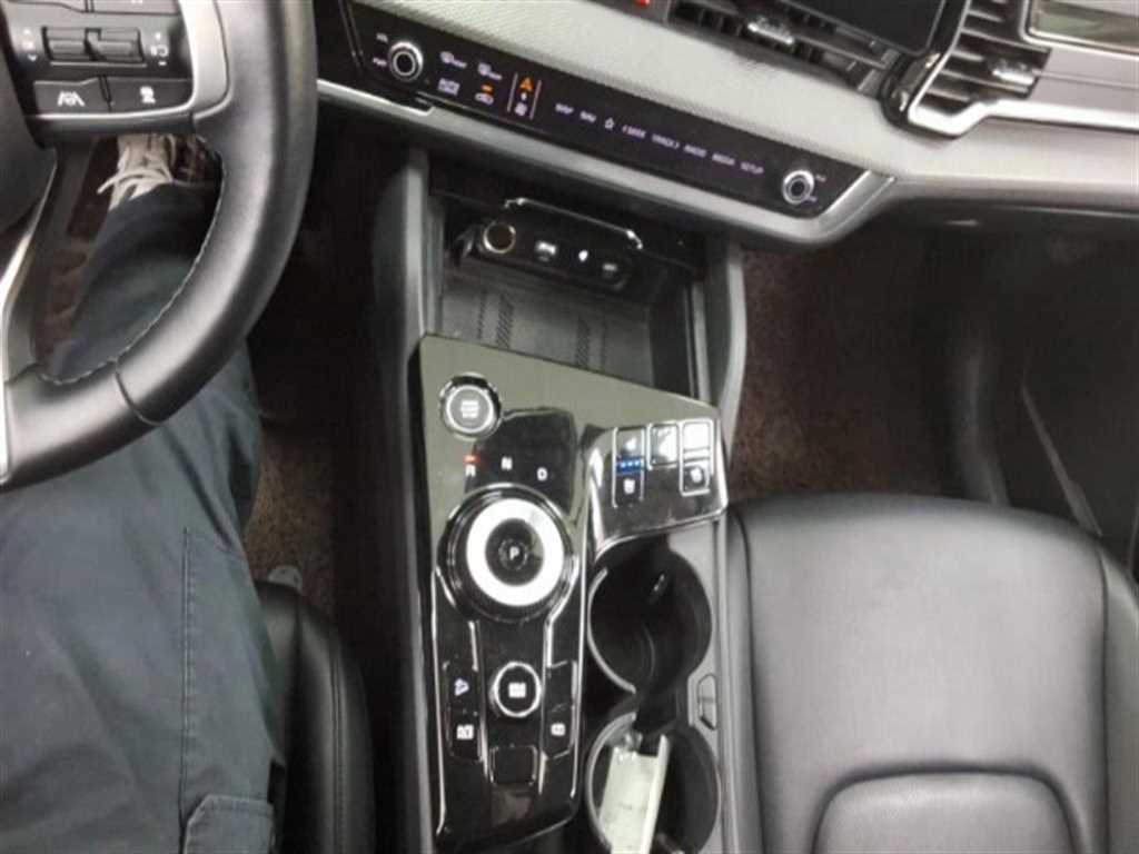 KIA Sportage - Vista 9