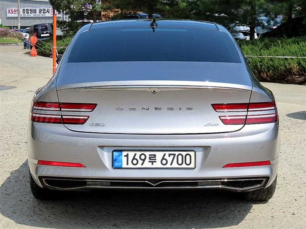 Genesis G80 - Vista 4