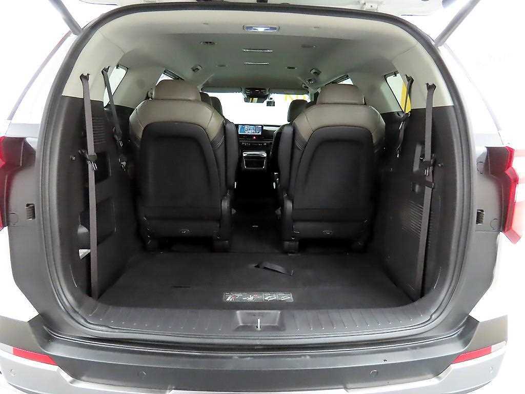 KIA Carnival 2025 Blanco - Importación desde Corea - HF Imports Iquique - Foto 18