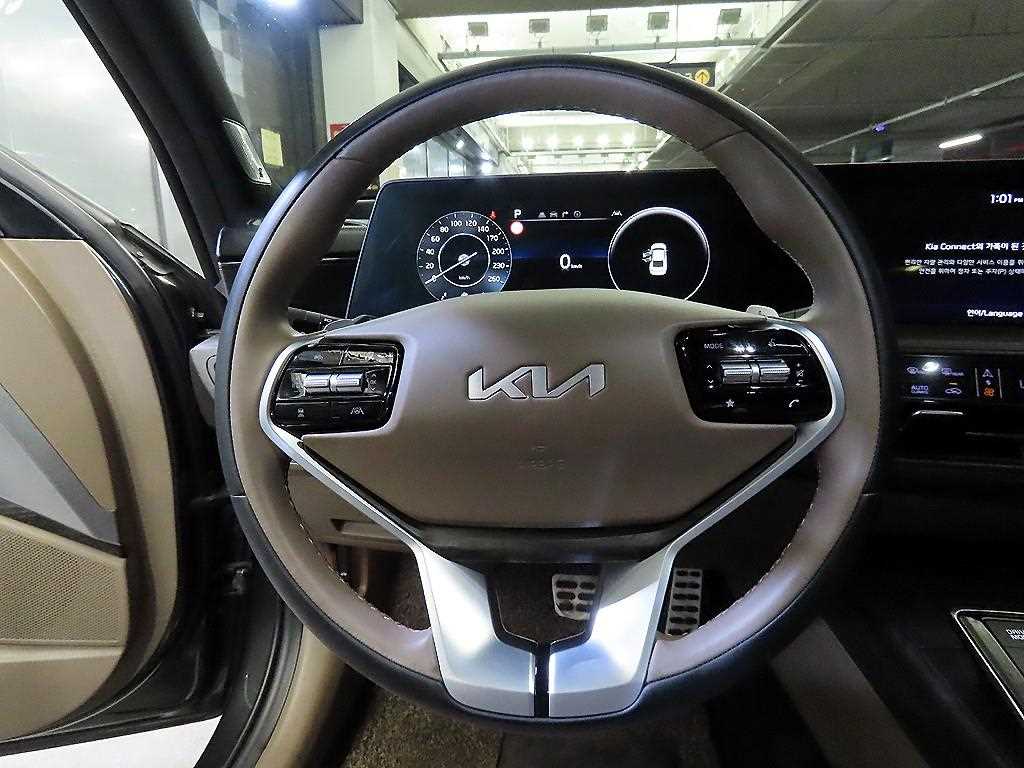 KIA K8 - Vista 8