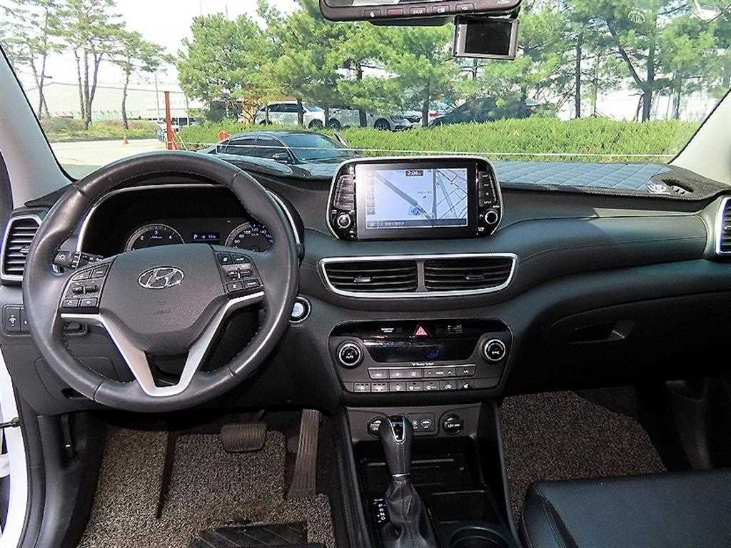 HYUNDAI Tucson - Vista 7