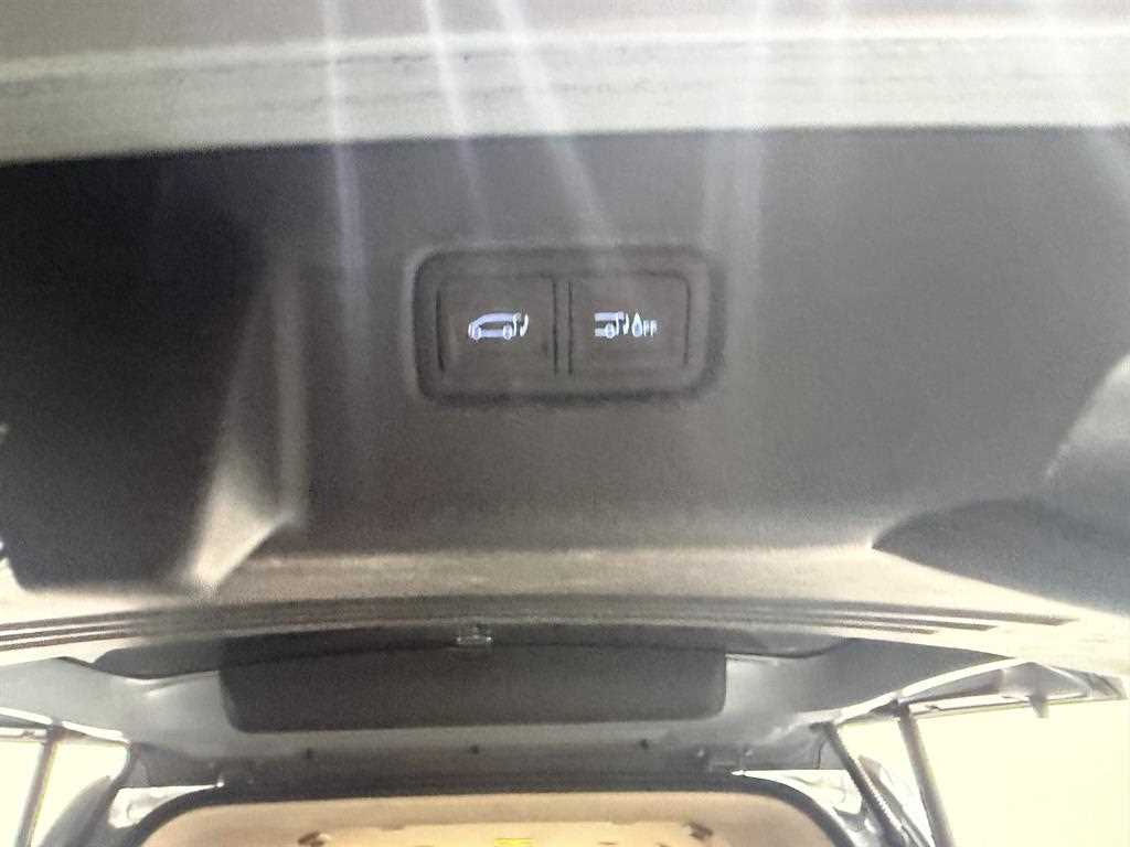 HYUNDAI Staria 2022 Plateado - Importación desde Corea - HF Imports Iquique - Foto 13