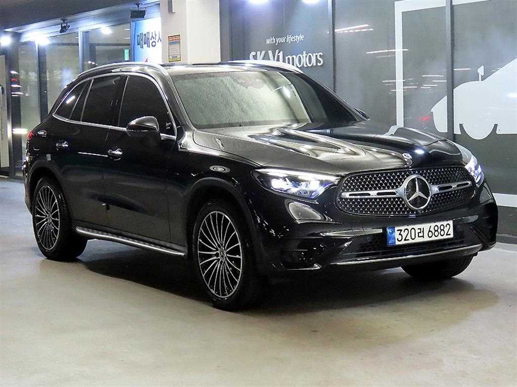 Mercedes Benz GLC Class 2023 Negro - Importación desde Corea - HF Imports Iquique - Foto 1
