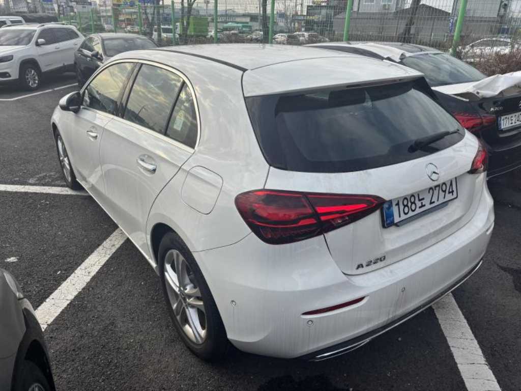 Mercedes Benz A Class - Vista 3