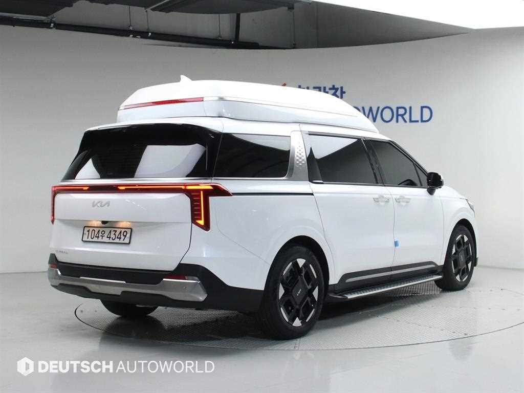 KIA Carnival - Vista 2