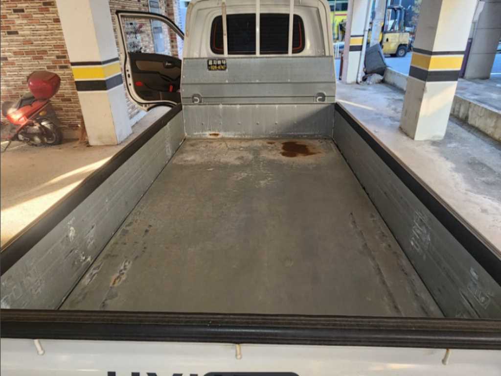 Small Truck Cargo (small) - Vista 5