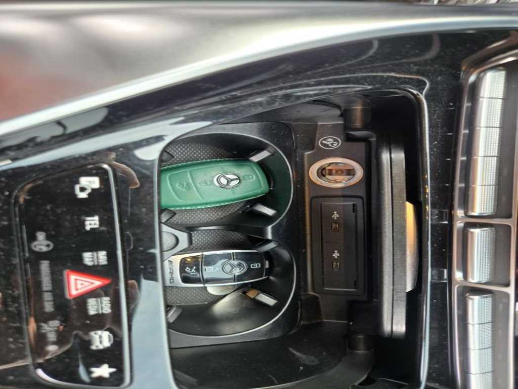 Mercedes Benz AMG GT - Vista 5