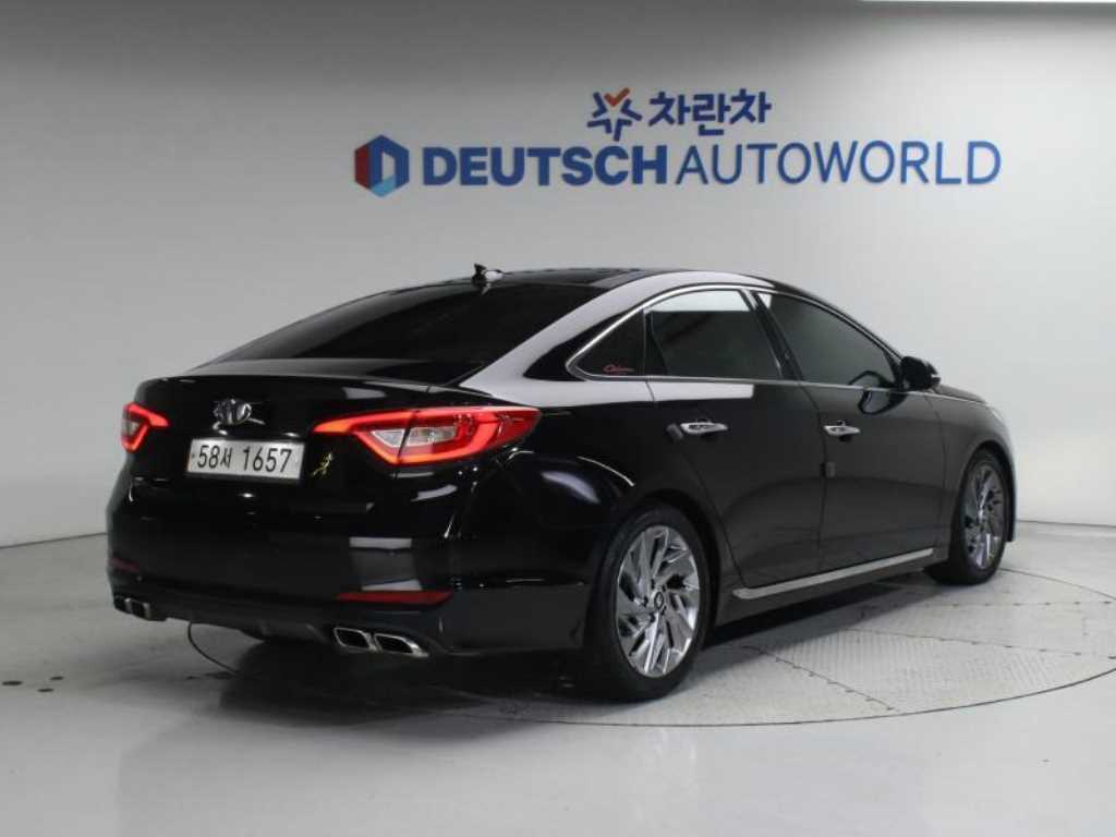 HYUNDAI Sonata - Vista 2