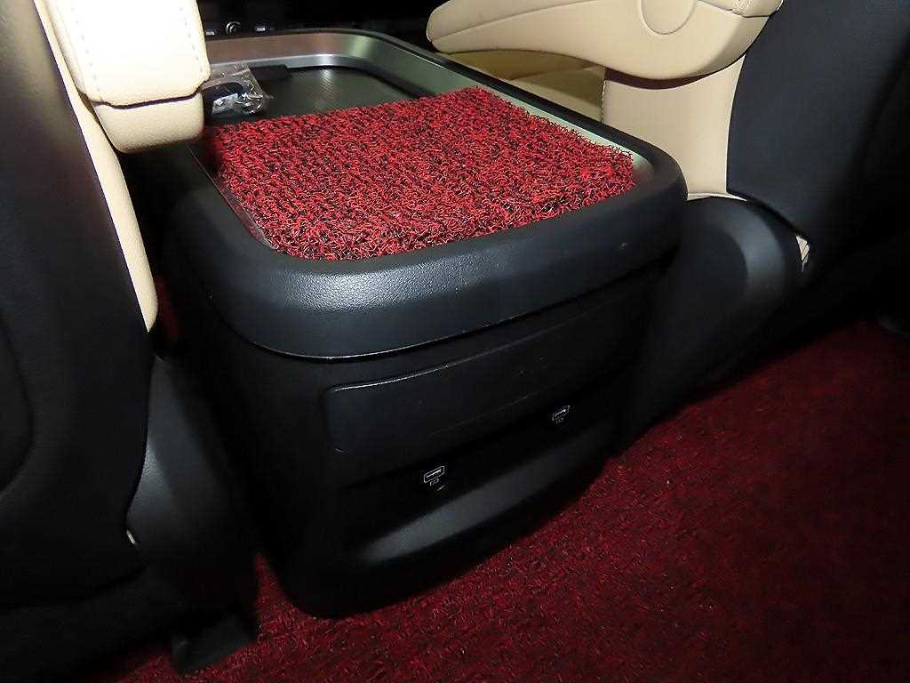 HYUNDAI Staria 2022 Negro - Importación desde Corea - HF Imports Iquique - Foto 16