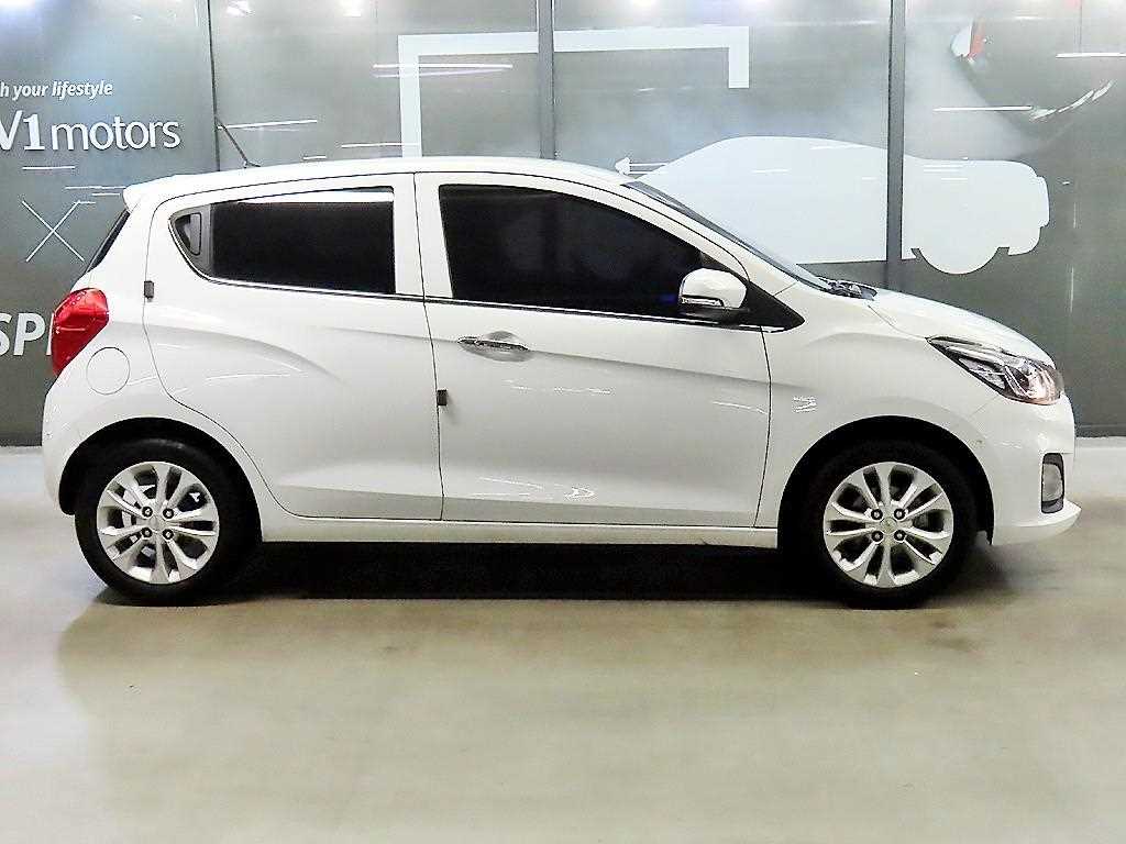 Chevrolet Spark - Vista 3