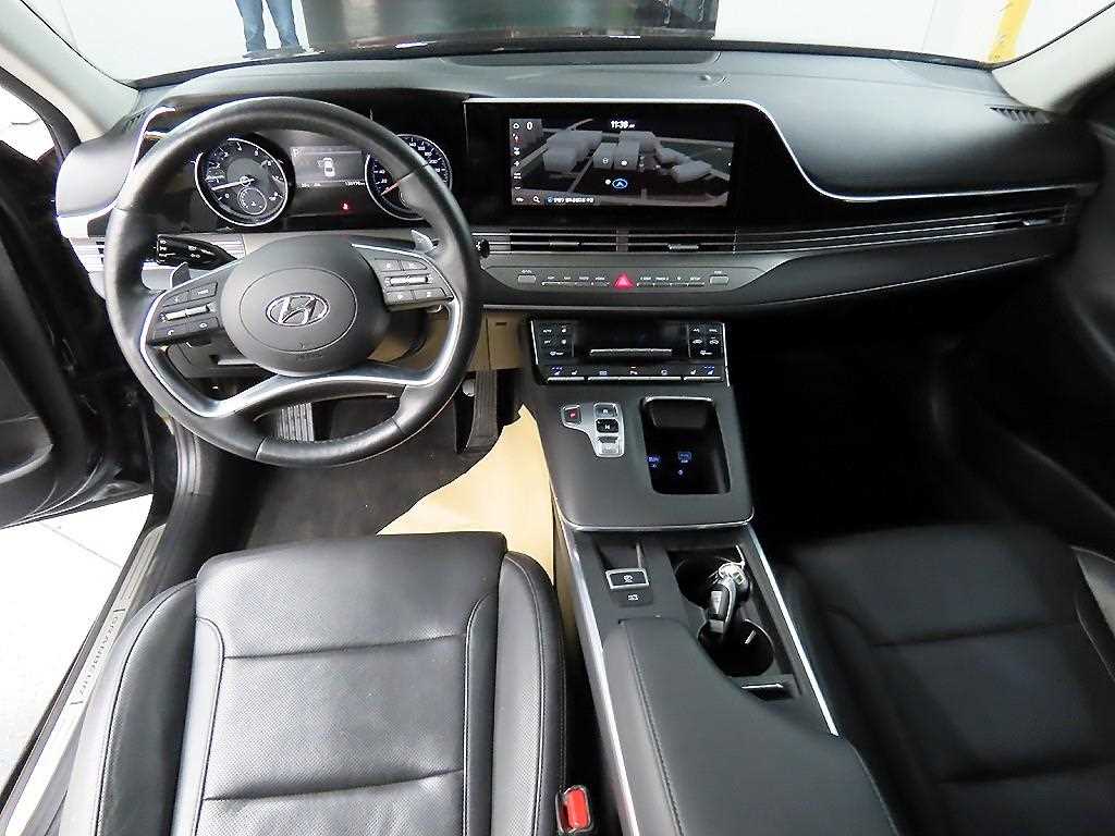 HYUNDAI Grandeur - Vista 7