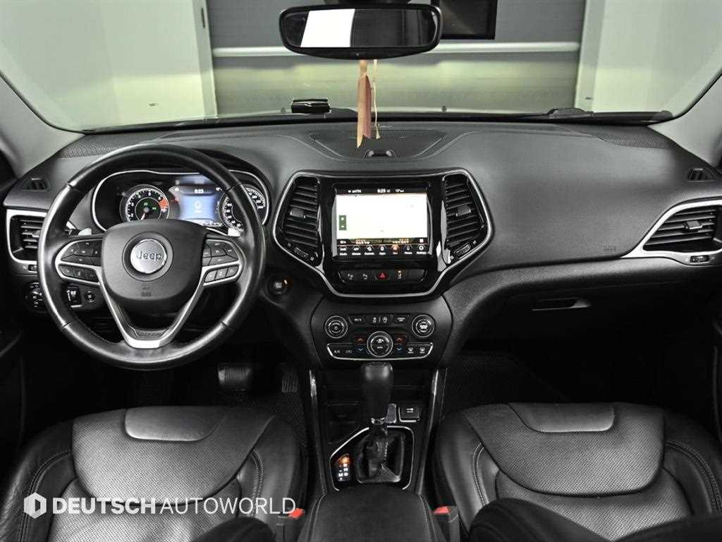 Jeep Cherokee - Vista 7