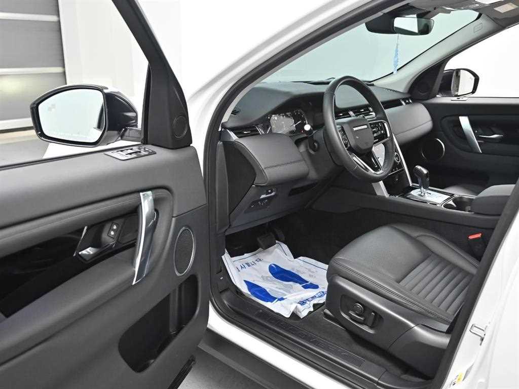 Land Rover Discovery Sports - Vista 11