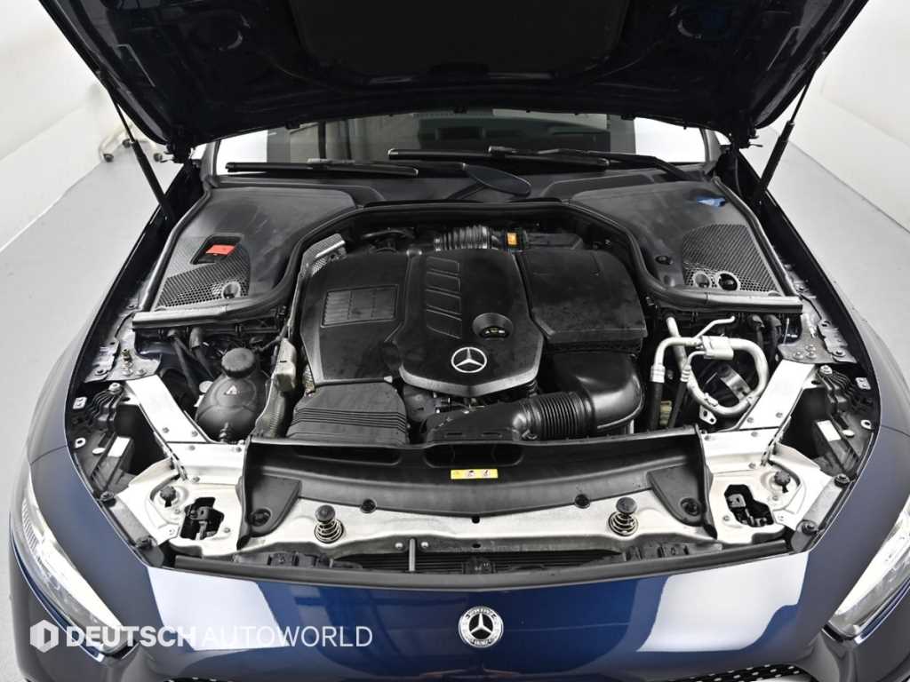 Mercedes Benz CLS Class - Vista 6