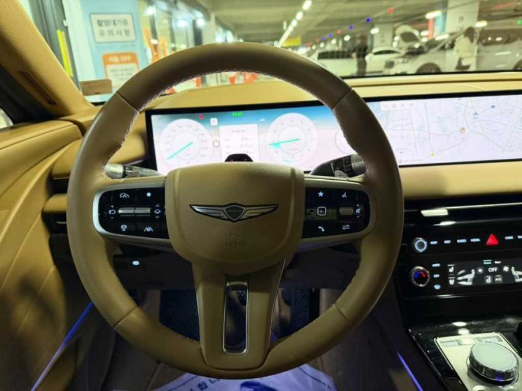Genesis G80 - Vista 8