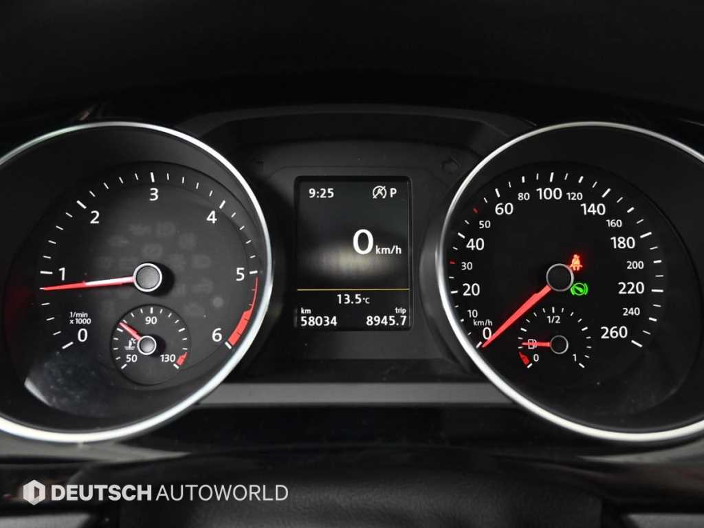 Volkswagen Jetta - Vista 8