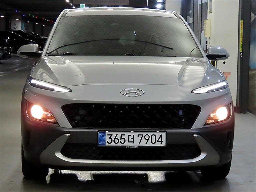 HYUNDAI Kona - Vista 2
