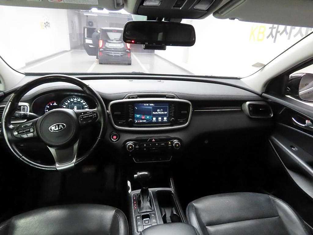 KIA Sorento - Vista 7