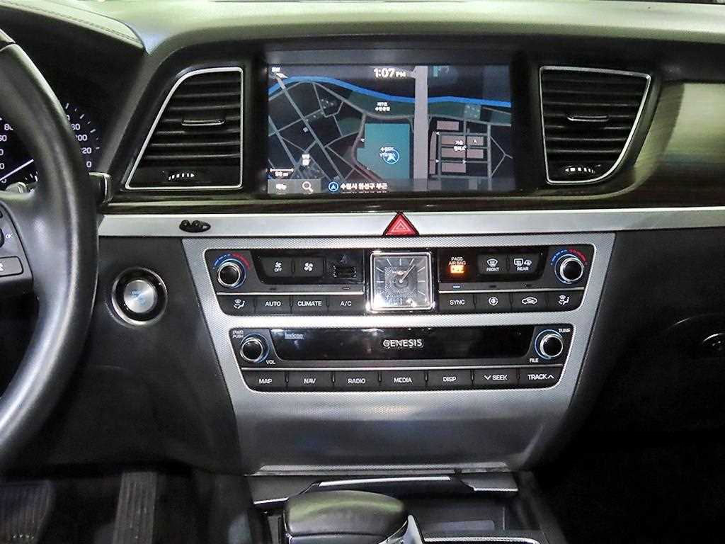 Genesis G80 - Vista 11