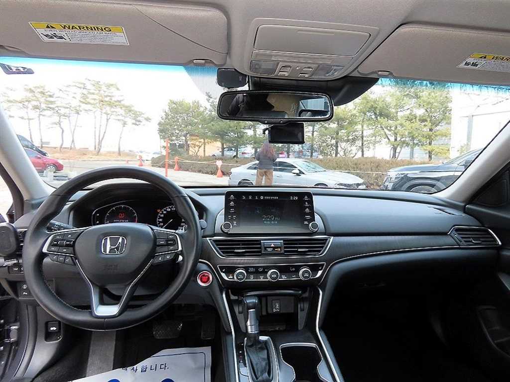 Honda Accord - Vista 7