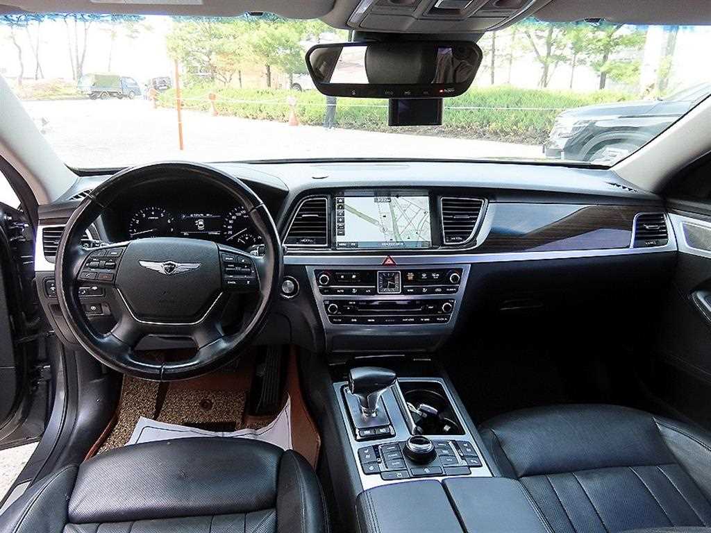 Genesis G80 - Vista 7