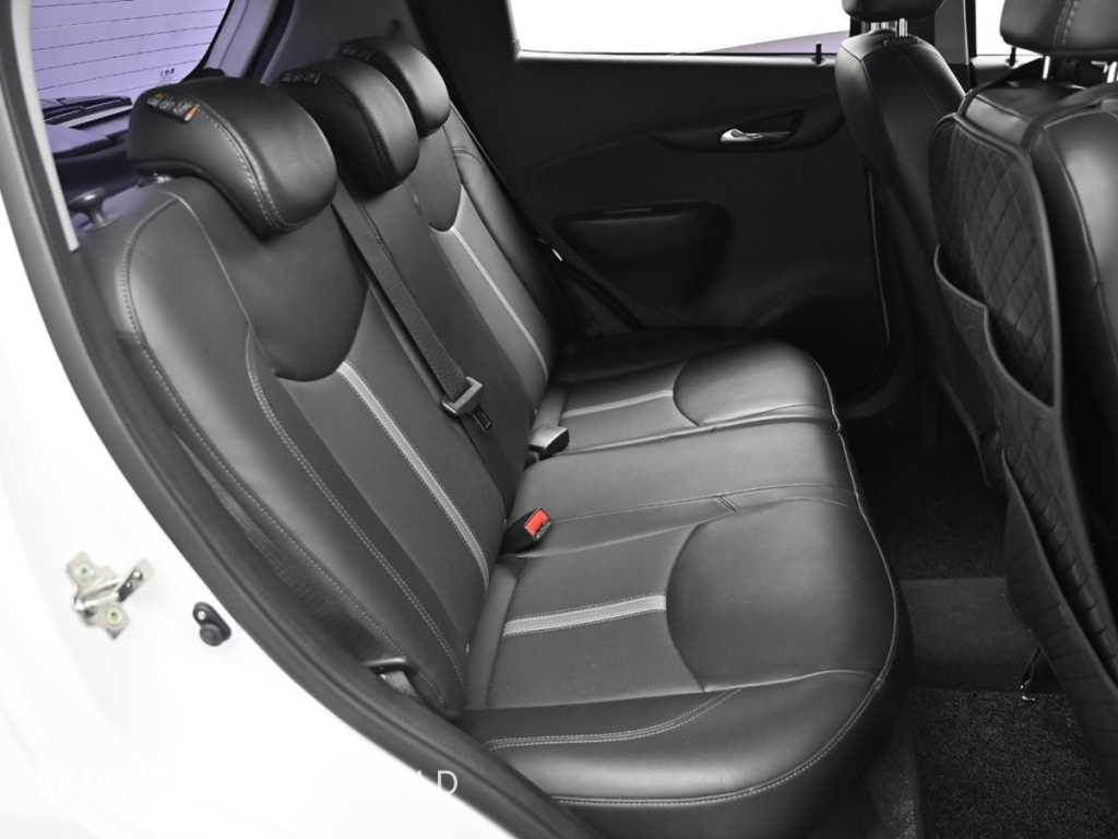 Chevrolet Spark - Vista 12