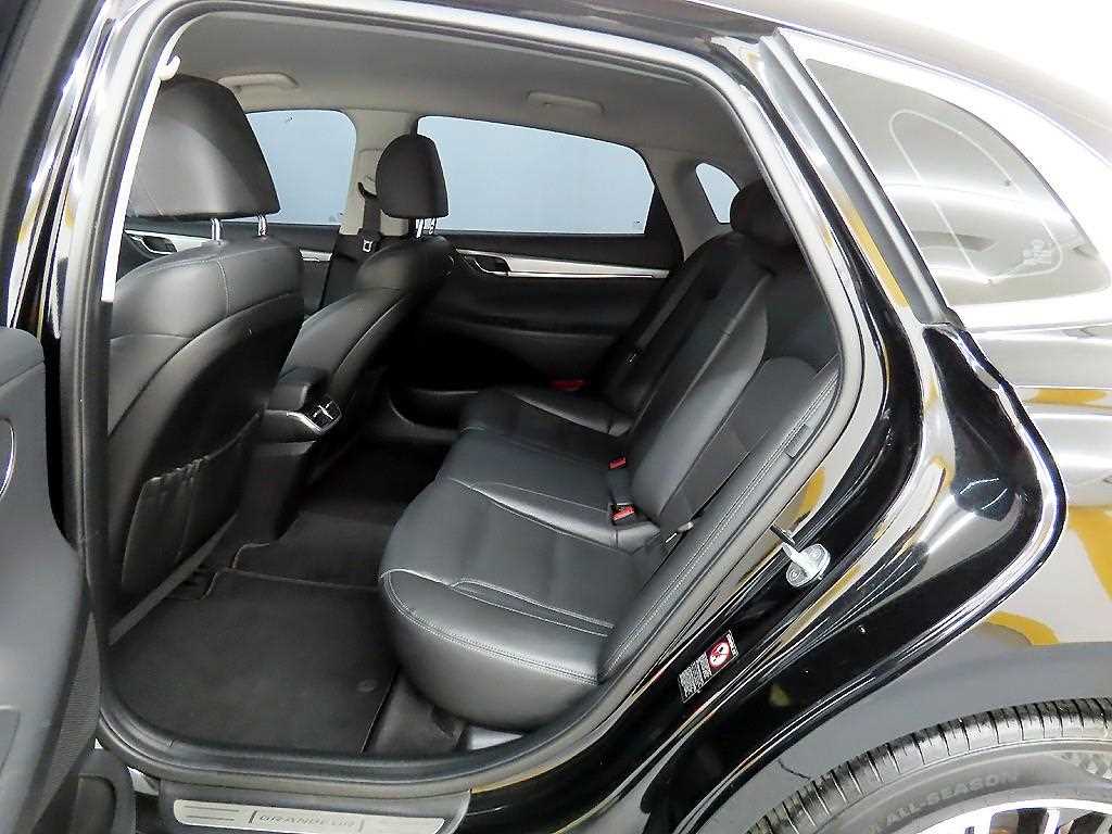 HYUNDAI Grandeur - Vista 6